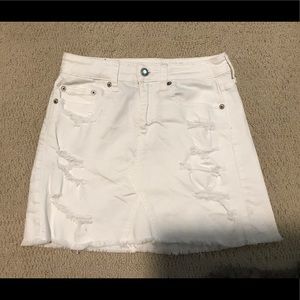 American Eagle white denim skirt